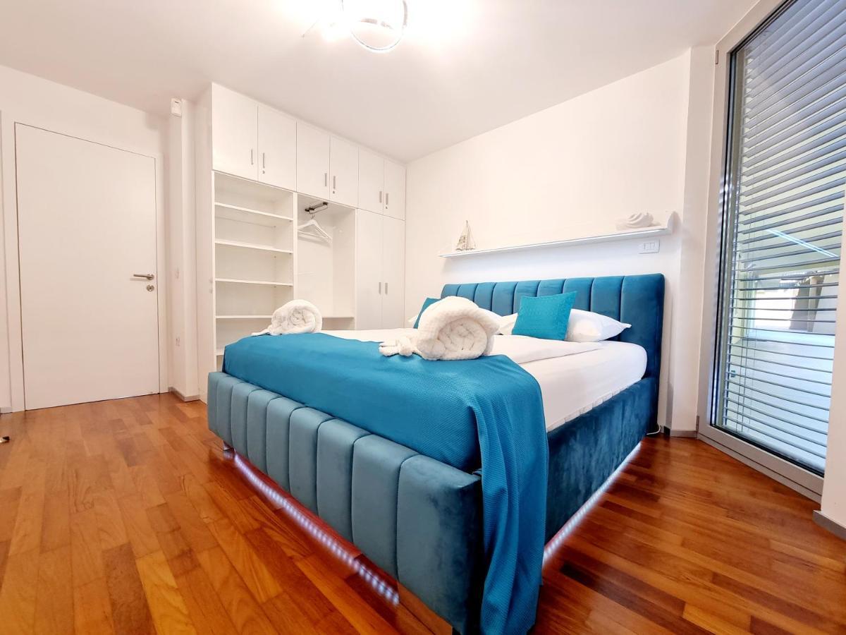 Vip Apartment Порторож Екстер'єр фото
