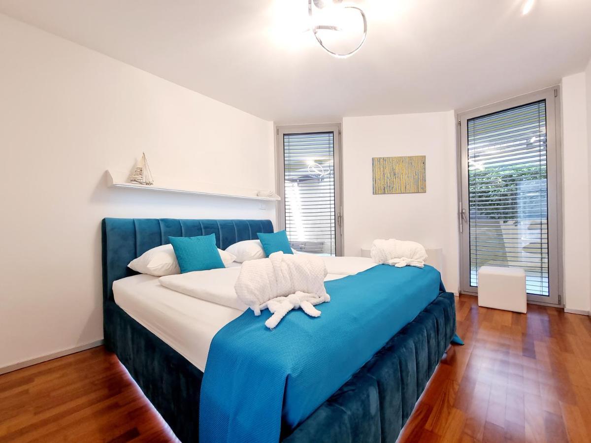 Vip Apartment Порторож Екстер'єр фото